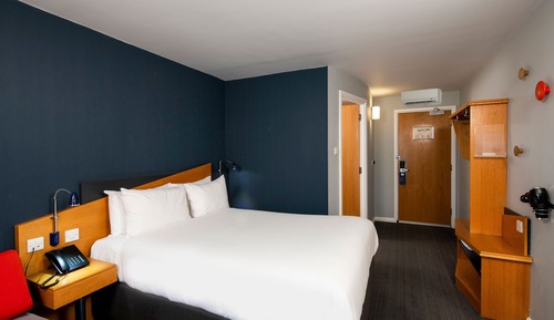 Habitación estándar (with Free Hot Breakfast)