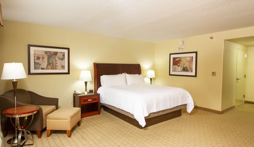 Matrimonial grande, accesible