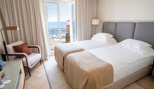 Superior Double/Twin Room Villa Camellia Sea View