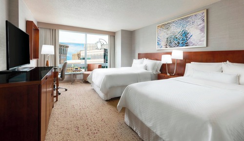 Habitación, 2 camas dobles, vistas a la ciudad