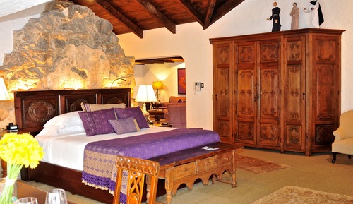 Superior Suite Spa Living (All rooms are different)