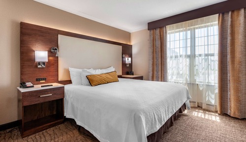 Suite, 1 cama de matrimonio grande, accesible para personas con discapacidad (with Sofabed)