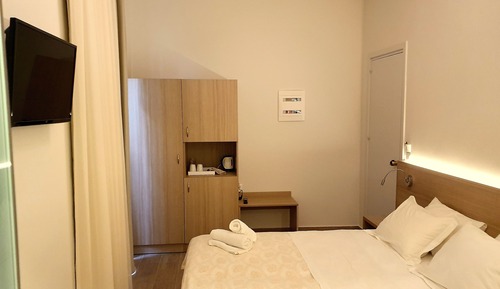 Habitación económica con 1 cama doble o 2 individuales, planta baja