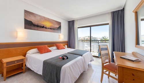 Habitación con 2 camas individuales (extra bed junior)