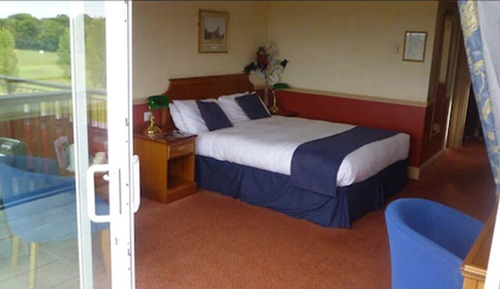 Habitación Deluxe con 2 camas individuales, vistas al campo de golf