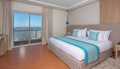 Habitación estándar con 1 cama doble o 2 individuales