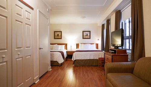 Habitación doble superior, varias camas