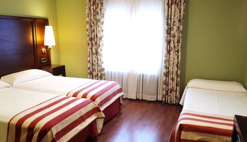 Habitación triple (3 Adults)