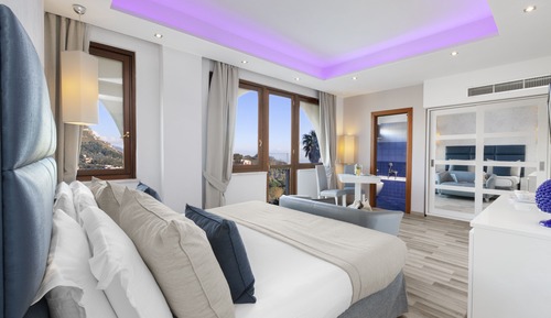 Habitación estándar doble, vistas parciales al mar (Adults Only)