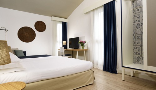 Villa superior (Double | 1 Single Bed)