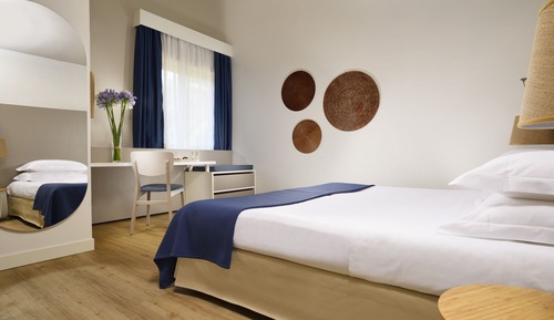 Villa superior (Double | 2 Adults + 2 Children)