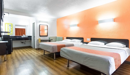 Habitación estándar, 2 camas de matrimonio, fumadores