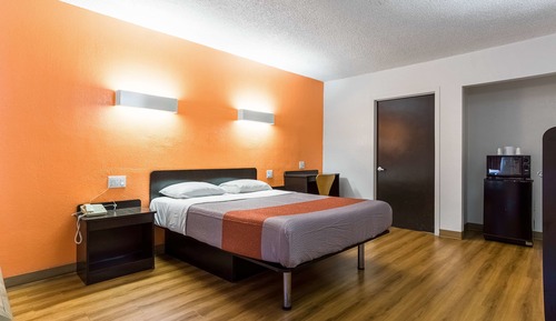 Habitación estándar, 1 cama de matrimonio, accesible para personas con discapacidad, fumadores