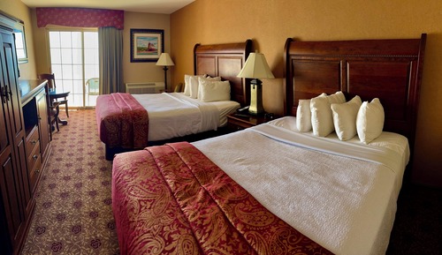 Habitación Deluxe, 2 camas de matrimonio, balcón, junto a la playa