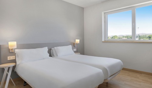 Habitación con 2 camas individuales