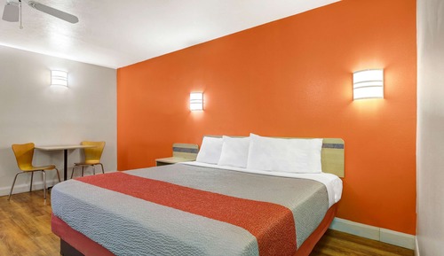 Habitación estándar, 1 cama de matrimonio grande, accesible para personas con discapacidad