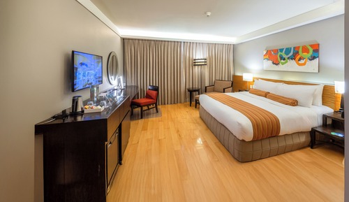 Habitación Deluxe, 1 cama de matrimonio grande, no fumadores, en una planta alta