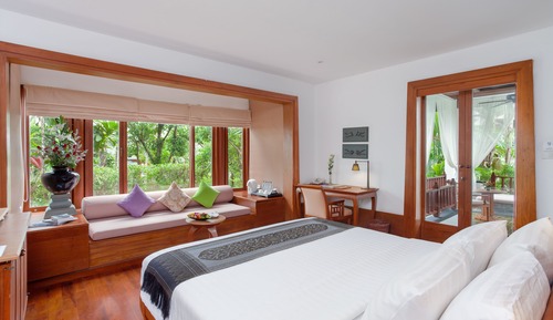 Sala Villa (Lower Floor)