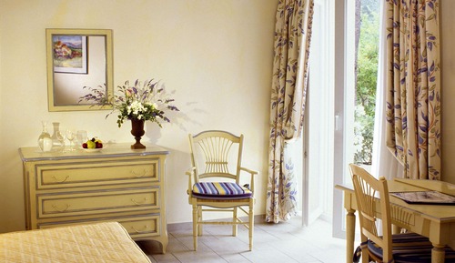 Habitación estándar, 1 cama de matrimonio, no fumadores, planta baja (Twin bed on request)