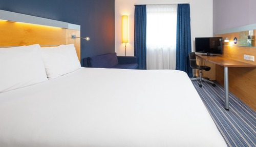 Habitación estándar, 1 cama doble con sofá cama (with Free Hot Breakfast)