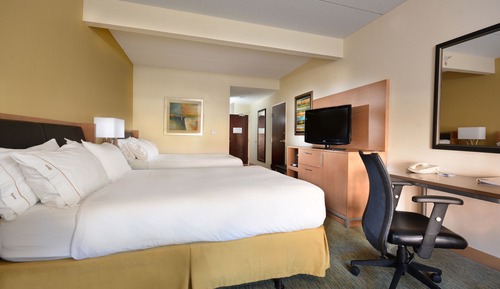 Suite, 2 camas de matrimonio, ducha adaptada (Mobility Accessible)