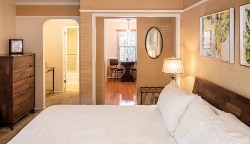 Estudio, 1 cama de matrimonio grande (1)