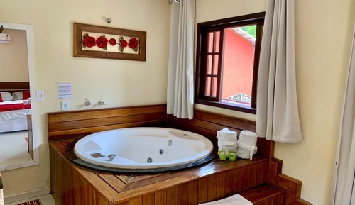 Habitación Deluxe doble, 1 cama de matrimonio grande, bañera de hidromasaje