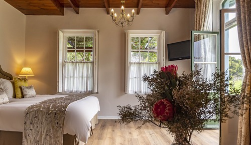 Habitación con 1 cama doble o 2 individuales, 1 cama de matrimonio grande, vistas a la montaña