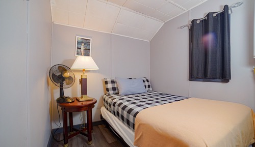 Superior Cottage, 2 Bedrooms, Lake View