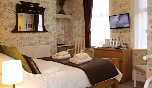 Habitación Confort doble, baño privado (Anne)