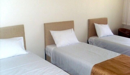 Habitación cuádruple estándar, vistas a la montaña