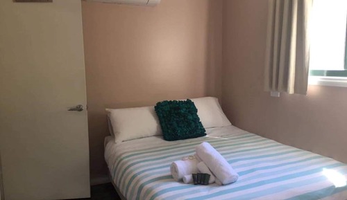 Cabaña básica, baño privado