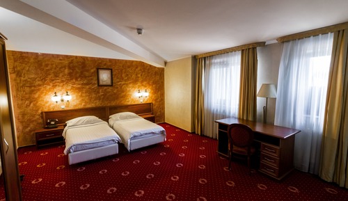 Habitación económica con 1 cama doble o 2 individuales