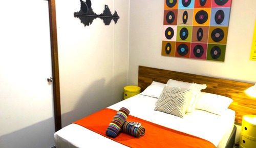 Habitación con 2 camas individuales (1 queen and 1 singles)