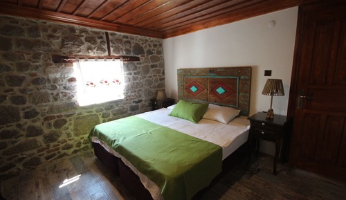 Standard Double or Twin Room 1