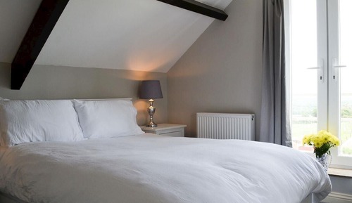 Casa de campo, baño privado (The Stables)