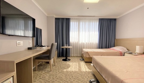 Habitación con 2 camas individuales