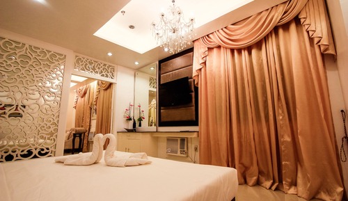 Suite (Islands, Room)