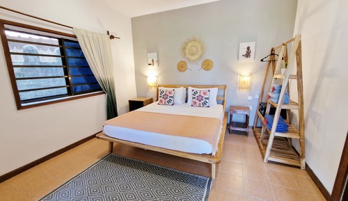 Habitación Confort doble, 1 cama de matrimonio grande, vistas al mar