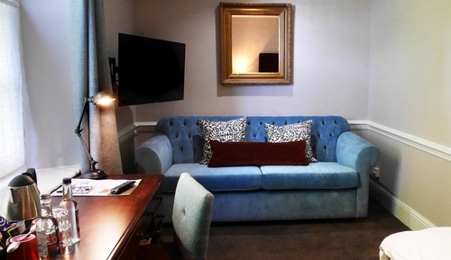 Habitación familiar con 1 cama doble o 2 individuales