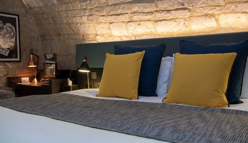 Habitación Premium, 1 cama de matrimonio grande (Underground Vaulted)