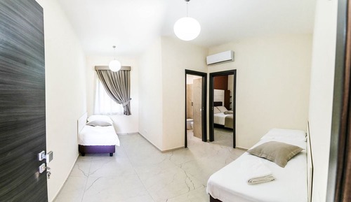 Habitación familiar (Camelia)