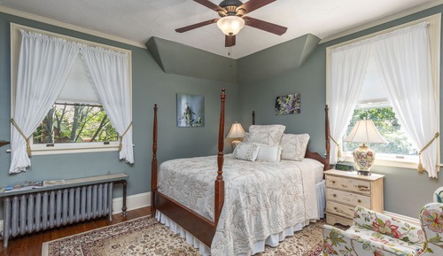 Habitación Deluxe, 1 cama de matrimonio, chimenea, vistas al jardín