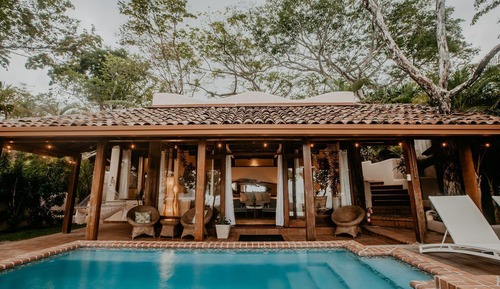 Casa Om