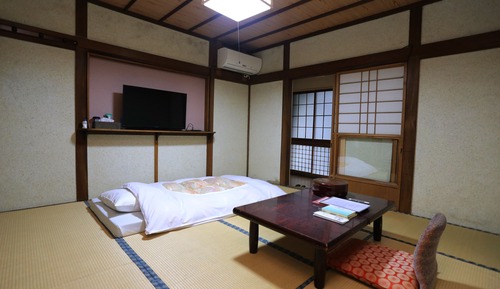 Habitación tradicional, no fumadores (w/toilet 13.24sqm, Max. 2 Futon)