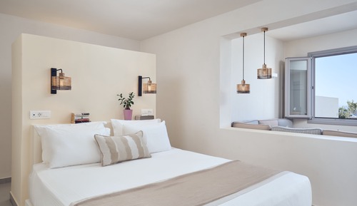 Suite junior, 1 habitación, bañera de hidromasaje, vistas parciales al mar
