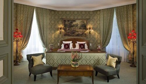 Habitación doble superior, baño privado, vistas al patio