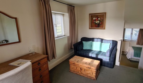 Garden Room - Twin Room (Pet Friendly)