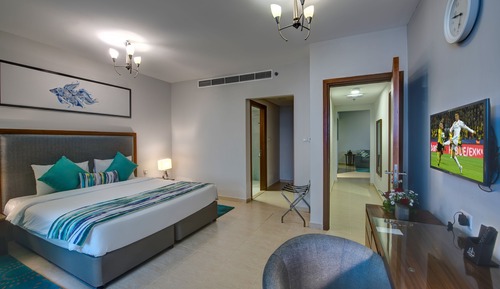 Apartamento, 1 habitación, vistas parciales al mar