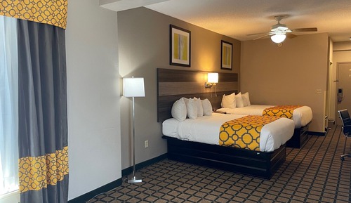 Suite estudio, 2 camas de matrimonio, no fumadores